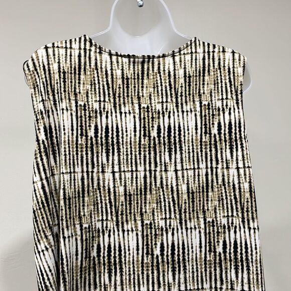 NWOT Dress Barn Cowl Neck sleeveless blouse. Size 1X. 18/20 - Picture 5 of 9